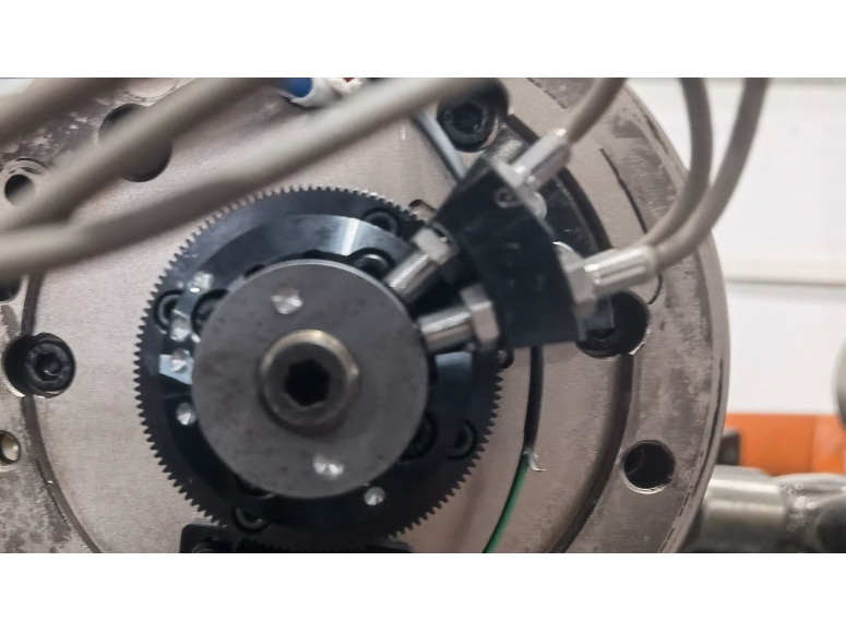 M5微小型电感接近开关在数控机床主轴检测上的应用汇总
